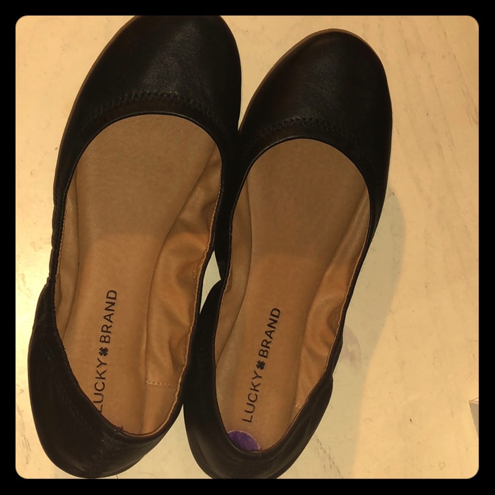 Black flats